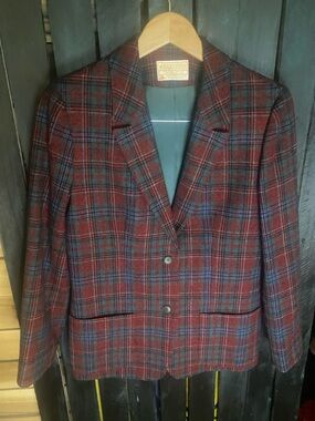 Vintage Pendleton wool Plaid Blazer Jacket - Red/Blue size medium 2 pockets